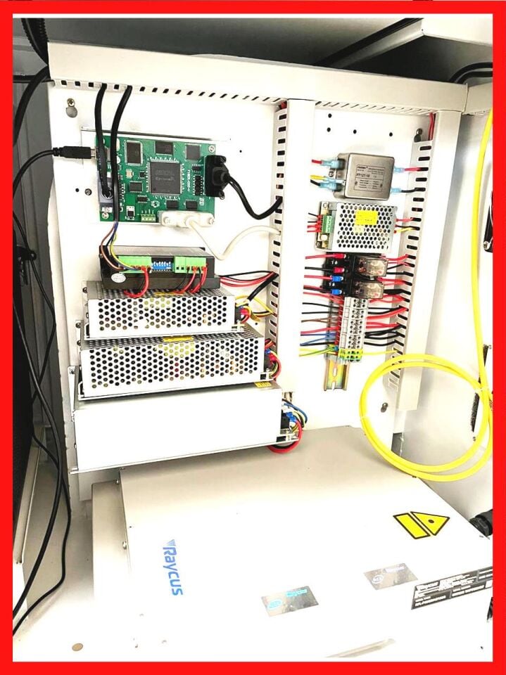 50W Divizörlü Fiber Lazer Markalama Makinesi